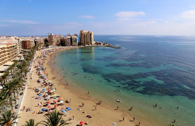 Piso En El Centro Apartman Torrevieja Kültér fotó